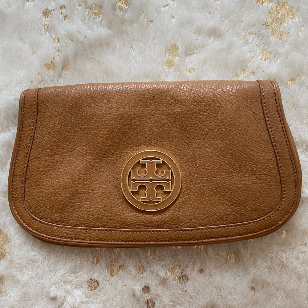 Tory Burch Reva Clutch, CAMEL